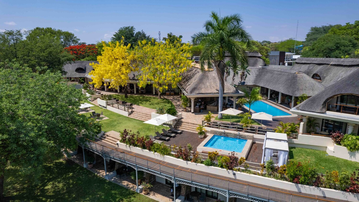 Victoria Falls – The Zambezi and Sundowners (2)