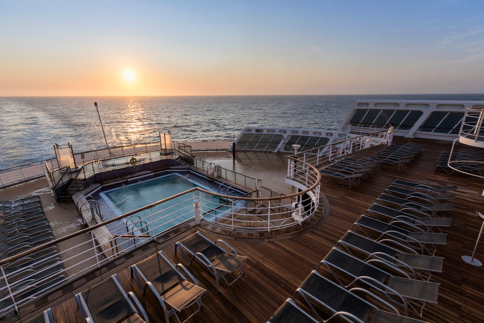 Maritimer Luxus auf hoher See (1)