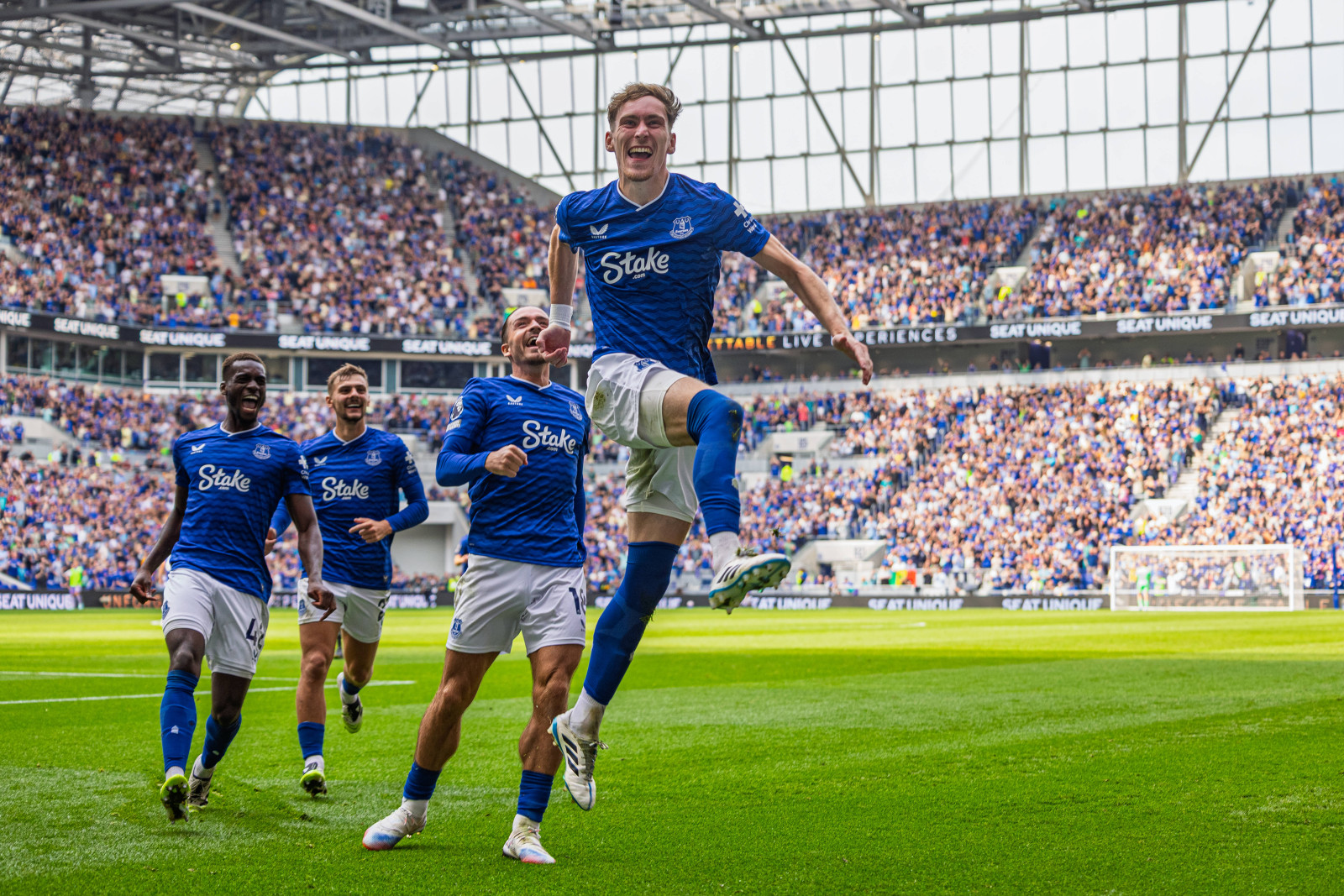 FC Everton James Garner Brighton
