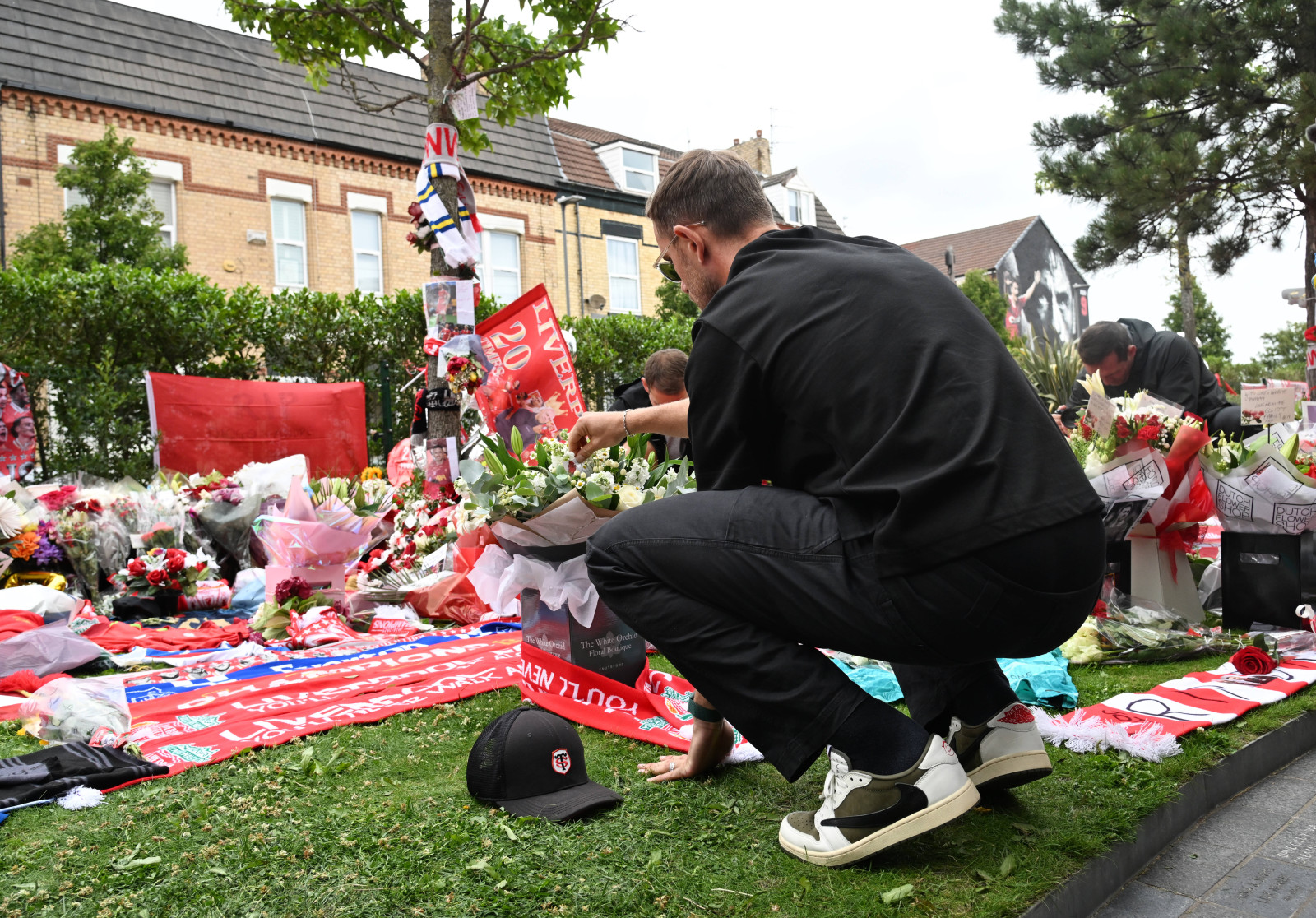 Liverpool grief Henderson Diogo Jota death